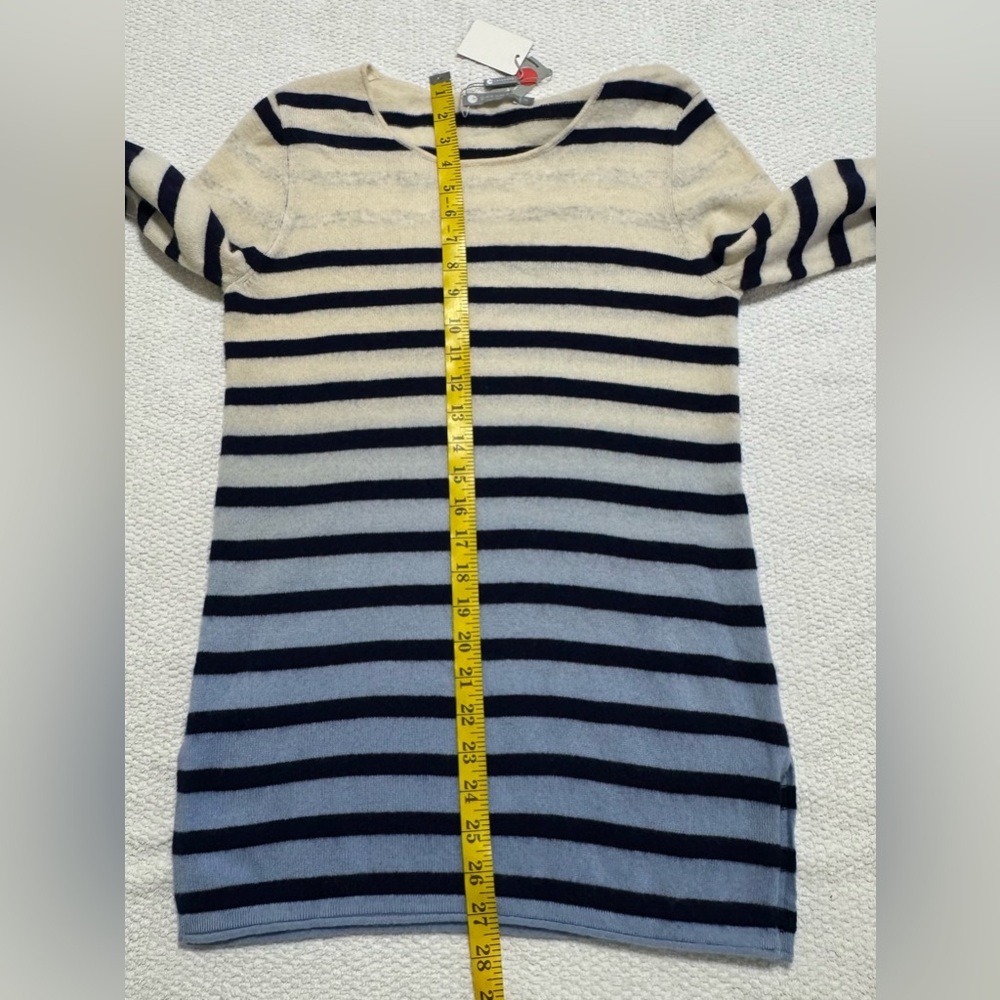 In Cashmere Size M White/Navy dip-dye effect Cashmere Sweater Crew Neck Pullover - Picture 5 of 9